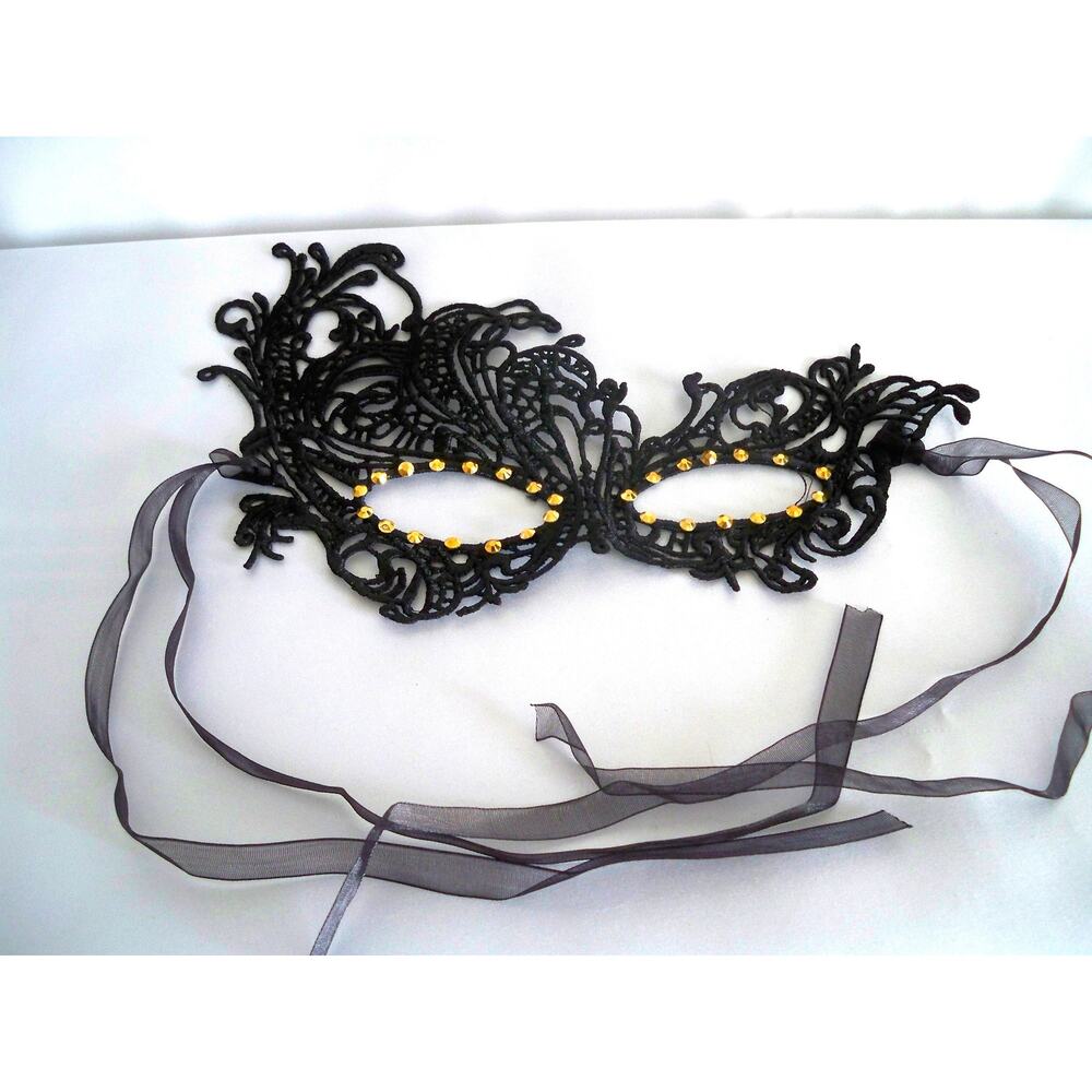 Black lace mask, lace mask, masquerade halloween costume ball bridal prom mask